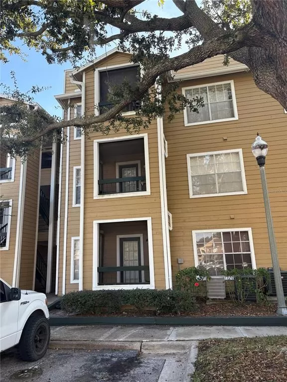 MLS: O6365668 Condo For Sale