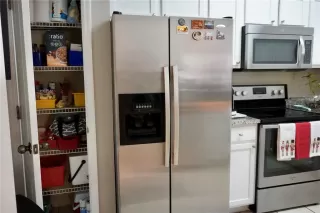 Photo #5: O6365717 Listing