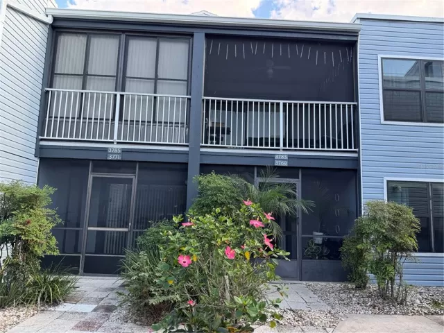 MLS: O6365729 Condo For Sale