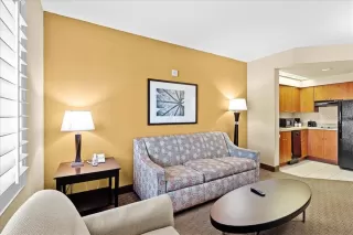 Photo #3: O6366072 Listing