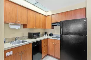 Photo #5: O6366072 Listing