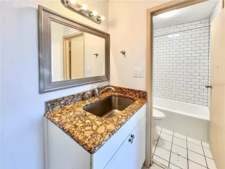 Photo #6: O6366206 Listing