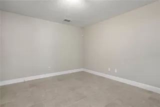 Photo #4: O6366376 Listing 