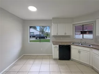 Photo #4: O6366429 Listing