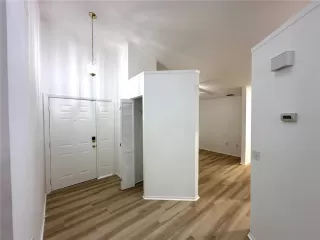 Photo #3: O6366453 Listing