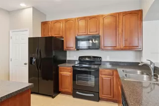 Photo #6: O6366503 Listing 