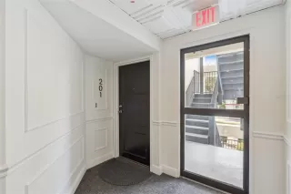 Photo #1: O6366544 Listing 