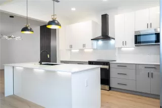 Photo #2: O6366599 Listing