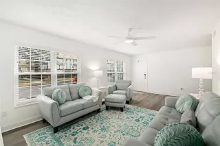 Photo #1: O6366653 Listing