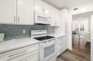 Photo #6: O6366653 Listing