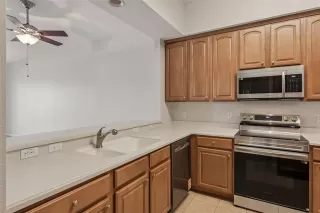 Photo #4: O6366729 Listing