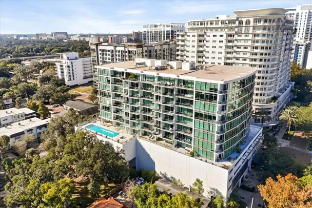 MLS: O6367099 Condo For Sale