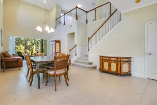 Photo #2: O6367214 Listing