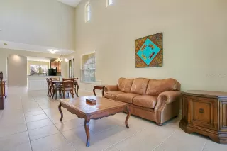 Photo #5: O6367214 Listing