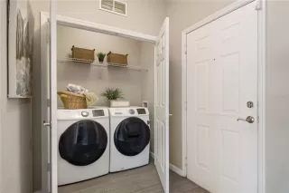 Photo #4: O6367226 Listing