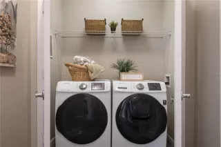 Photo #5: O6367226 Listing