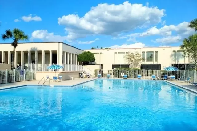 MLS: O6367231 Condo For Sale