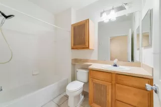 Photo #4: O6367236 Listing