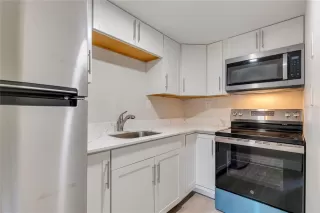 Photo #4: O6367297 Listing