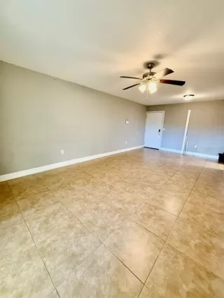 Photo #3: O6367370 Listing