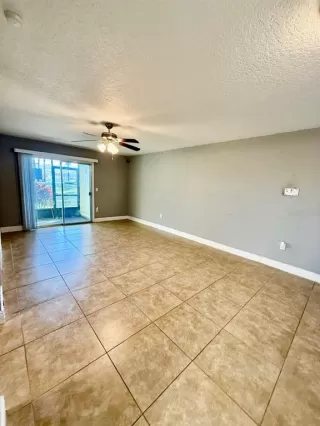 Photo #5: O6367370 Listing