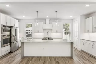 Photo #4: O6367420 Listing