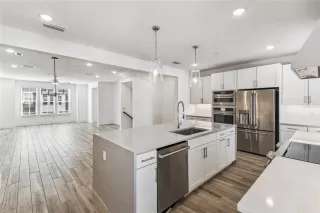 Photo #6: O6367420 Listing