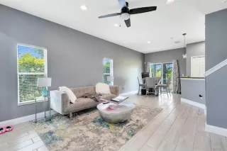 Photo #3: O6367422 Listing