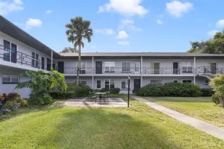 More Details about MLS # O6367436 : 825 N PRIMROSE DRIVE UNIT 204