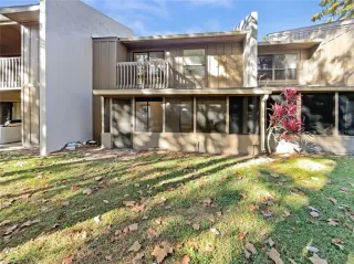 Photo #4: O6367454 Listing