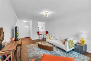 Photo #3: O6367841 Listing