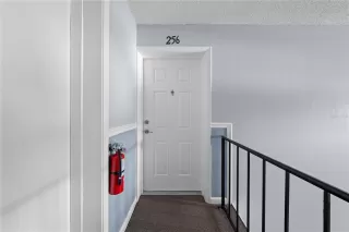 Photo #3: O6367842 Listing