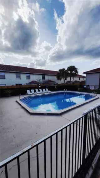 Photo #4: O6367973 Listing