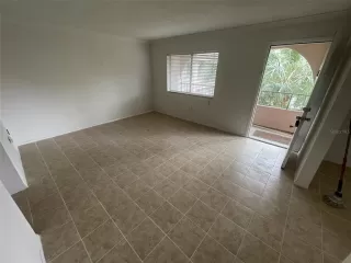 Photo #3: O6368079 Listing