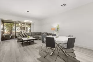 Photo #6: O6368108 Listing