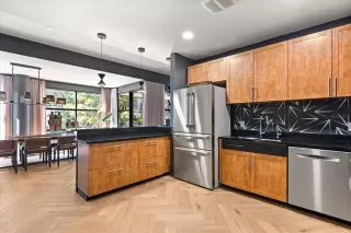 Photo #3: O6368132 Listing 