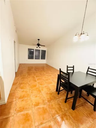 Photo #2: O6368148 Listing 