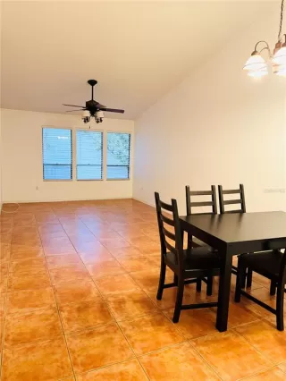 Photo #5: O6368148 Listing 