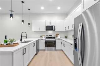 Photo #3: O6368354 Listing