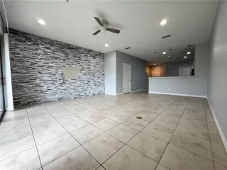 Photo #2: O6368392 Listing