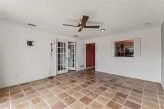 Photo #3: O6368410 Listing 