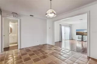 Photo #6: O6368410 Listing 