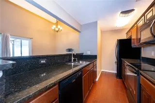 Photo #4: O6368415 Listing 