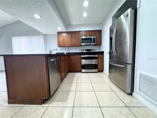 Photo #2: O6368447 Listing 