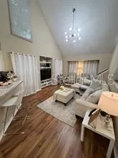 Photo #1: O6368545 Listing