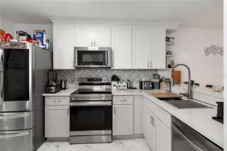 Photo #4: O6368623 Listing 