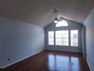 Photo #2: O6368658 Listing 