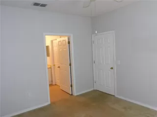 Photo #4: O6368701 Listing 