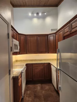 Photo #1: O6368808 Listing 