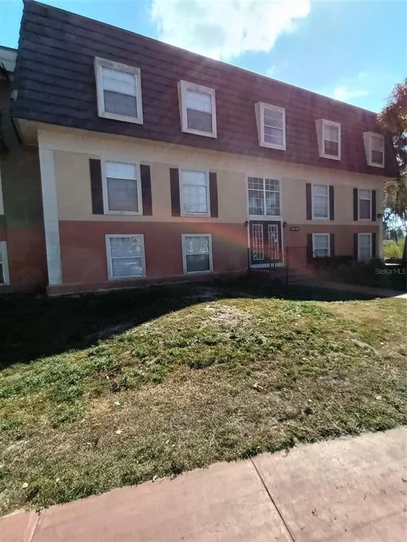 MLS: O6368836 Condo For Sale